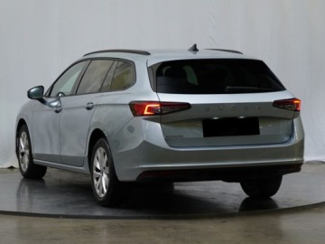 Skoda Superb III Kombi Facelifting 2.0 TDI SCR 150KM 2026 Od ręki - Drive 2.0 TDI DSG 150KM, zdjęcie 3
