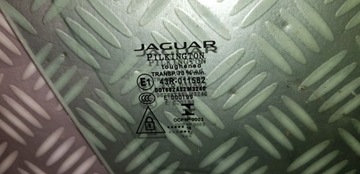 JAGUAR F-PACE X761 SKLO (OKNO) DVEŘE PRAVÝ PŘEDNÍ PRAVÁ 18R