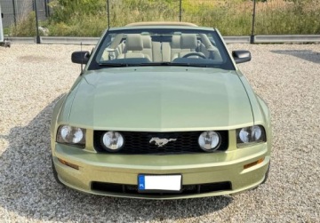 Ford Mustang V 2006 Ford Mustang Mustang 4.6 305 KM Cabrio 2006r Warszawa 4.6 Benzyna 305KM, zdjęcie 2
