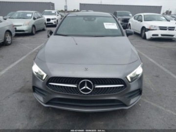 Mercedes Klasa A W177/V177 2019 Mercedes-Benz Klasa A 220 2019 2.0l 2.0 Benzyna 188KM, zdjęcie 8
