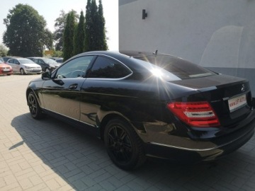 Mercedes Klasa C W204 Limuzyna 1.8 180 CGI BlueEFFICIENCY 156KM 2011 Mercedes C 180 1,8 T156 KM COUPE Klimatr Nawi BLU, zdjęcie 8