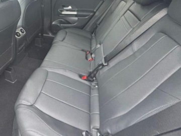 Mercedes GLA II Off-roader Facelifting 2.0 220 190KM 2025 MERCEDES-BENZ GLA 220 4-Matic AMG Line 2.0 (190KM) 2025, zdjęcie 8