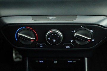 Hyundai Bayon SUV 1.0 T-GDI 100KM 2022 Hyundai Bayon 1.0 T-GDI, Salon Polska, Serwis ASO, zdjęcie 9