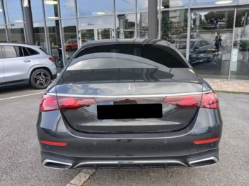 Mercedes Klasa E W214 2025 E Klasa 300 e 4-Matic AMG 2.0 (333KM) 2025, zdjęcie 1