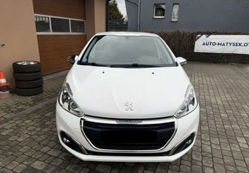 Peugeot 208 I Hatchback 5d Facelifting 1.2 PureTech 82KM 2017 Peugeot 208 1,2 82KM Klimatyzacja 1.2 Benzyna 82KM, zdjęcie 1
