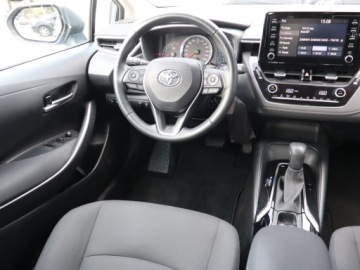 Toyota Corolla XII Sedan 1.5 VVT-i 125KM 2022 Toyota Corolla 1.5 VVT-i, Salon Polska, zdjęcie 6