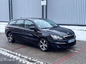 Peugeot 308 II SW 1.2 PureTech 130KM 2015 Peugeot 308 1.2 130 e-THP Start &amp; Stop Active 2015r, zdjęcie 29