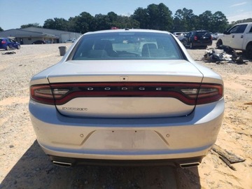 Dodge Charger VII 2022 Dodge Charger Sxt 2022 3.6l 3.6 Benzyna 292KM, zdjęcie 2