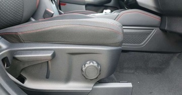 Ford Kuga III SUV Facelifting 1.5 EcoBoost 186KM 2025 Ford Kuga kamery 360, BLIS, Navigacja, ogrzewana kierownica i fotele 1.5, zdjęcie 11