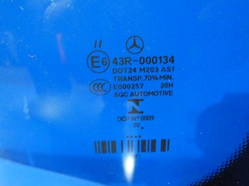 MERCEDES GLA W156 X156 SKLO (OKNO) ČELNÍ PŘEDNÍ