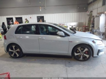 Volkswagen Golf VIII 2019 Volkswagen Golf GTI 2.0T S 2019 2.0 Benzyna 228KM, zdjęcie 6