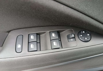 Opel 2017 Opel Crossland X Serwisowany - benzyna - przebieg 128.000 km 1.2 Benzyna, zdjęcie 19