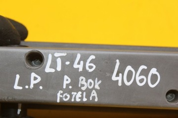 LOKETNÍ OPĚRKA SEDADLA LEVÝ PŘEDNÍ PRAVÝ BOK VW LT 35 46 28