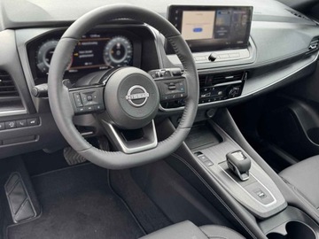 Nissan Qashqai III Crossover Facelifting 1.3 DIG-T MHEV 158KM 2025 Od ręki - Tekna Xtronic 1.3 DIG-T mHEV 158KM / Pakiet BOSE, zdjęcie 5