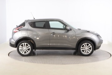 Nissan Juke I SUV Facelifting DIG-T 115KM 2015 Nissan Juke 1.2 DIG-T, Navi, Klima, Klimatronic, zdjęcie 5