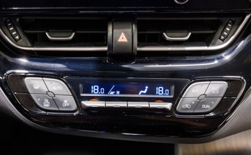 Toyota C-HR I Crossover Facelifting 1.8 Hybrid 122KM 2022 Toyota C-HR 1.8 Hybrid Comfort 1.8 Hybryda 122KM, zdjęcie 14