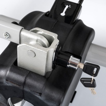 ПЛАТФОРМА ДЛЯ ВЕЛОСИПЕДОВ ДЛЯ 2 ВЕЛОСИПЕДОВ, НАКЛОННАЯ, ЗАКРЫВАЕМАЯ, 13-КОНТАКТНАЯ, С ОСВЕЩЕНИЕМ