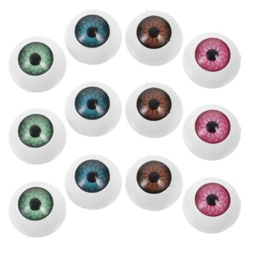 ИГРУШЕЧНАЯ КУКЛА, КОТОРАЯ ДЕЛАЕТ ГЛАЗА, УЖАСНЫЕ ГЛАЗА