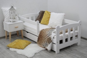 Łóżko dziecięce JAŚ 70x160 BIAŁE + stelaż