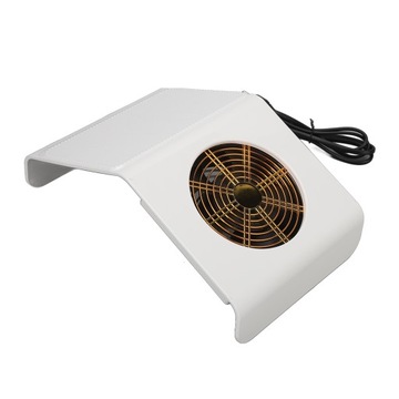 Кассетный безмешковый пылесборник мощностью 45 Вт.