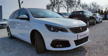 Peugeot 2018 Peugeot 308 LIFT 1.2i 131kM Full Led Kamera Navi Panorama Blis Keyless GWA, zdjęcie 1