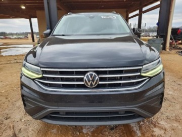Volkswagen Tiguan II 2022 Volkswagen Tiguan 2022r., SE, 2.0L, od ubezpieczalni 2.0 Benzyna 187KM, zdjęcie 1
