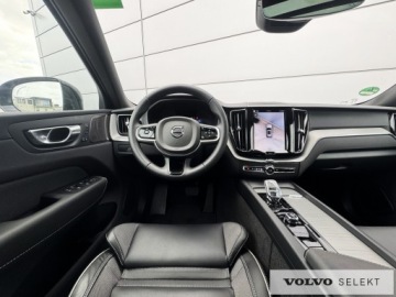 Volvo XC60 II Crossover Plug-In Facelifting 2.0 T6 350KM 2025 Volvo XC 60 T6 Plug-In | AWD | Plus Dark | FV23% |, zdjęcie 25