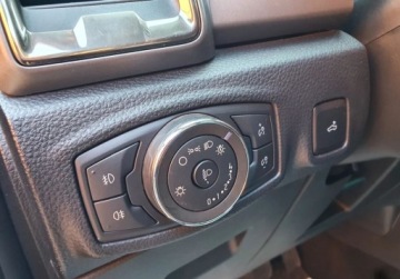 Ford Ranger V Podwójna kabina Facelifting 2019 2.0 EcoBlue 213KM 2019 Ford Ranger Bezwypadkowy Serwis GetHelp 2.0 Diesel 213KM, zdjęcie 20