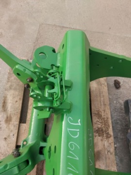 ПЕРЕДНЯЯ НАВЕСКА JOHN DEERE 6110R