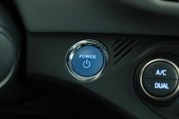 Toyota Yaris III Hatchback 5d Facelifting Hybrid 100KM 2016 Toyota Yaris 1.5 Hybrid, Salon Polska, Automat, zdjęcie 13