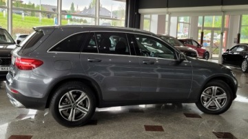 Mercedes GLC C253 SUV 2.1 220 d 170KM 2018 Mercedes-Benz GLC MERCEDES GLC 220D 4MATIC 2.1 Diesel 170KM, zdjęcie 16