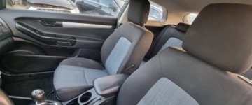 Kia Ceed II 2012 Kia Ceed 2012r, 1.6 Benzyna. Uszkodzone boki. Poobijany. Jezdzi 1.6 120KM, zdjęcie 6