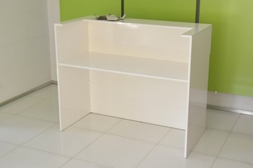 Стойка ресепшн R100 150x70см LED
