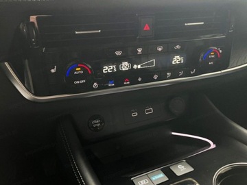 Nissan X-Trail IV 1.5 VC-T e-POWER 213KM 2025 Od ręki - Tekna e-POWER 4WD 1.5 213KM / Pakiet Premium, zdjęcie 7