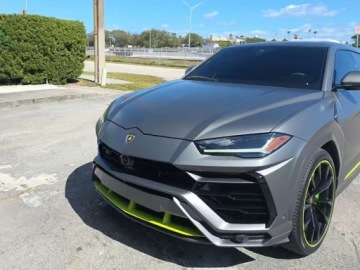Lamborghini Urus 2022 Lamborghini Urus Graphite Capsule 2022 4.0 Benzyna 641KM, zdjęcie 1