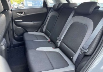 Hyundai Kona I Crossover 1.6 T-GDI 177KM 2019 Hyundai Kona 1.6 T-GDI Comfort DCT 177KM Led Kamera CarPlay Clima Tempomat, zdjęcie 4