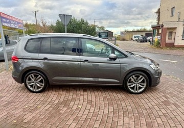 Volkswagen Touran III 1.4 TSI 150KM 2018 Volkswagen Touran 1.4Tsi 150 PS Full led NAVI Extra stan 1.4 Benzyna, zdjęcie 23