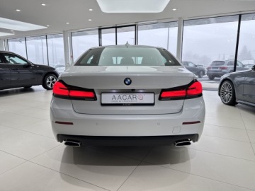 BMW Seria 5 G30-G31 Limuzyna Facelifting 2.0 520i 184KM 2021 BMW 520 520i / 1 właściciel / Salon Polska / FV 23, zdjęcie 2