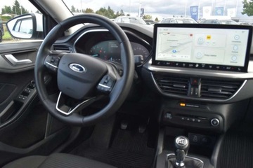 Ford Focus IV Kombi Facelifting 1.0 EcoBoost 125KM 2023 Ford Focus SalonPL 1.0 125KM Combi Titanium Climatronic Tempomat LED VAT23, zdjęcie 10