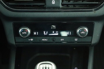 Skoda Scala Hatchback 1.0 TSI 110KM 2021 Skoda Scala 1.0 TSI, Salon Polska, 1. Właściciel, zdjęcie 9