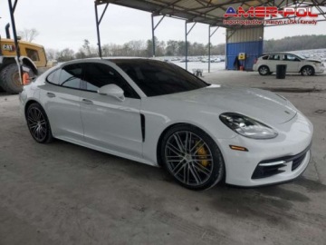 Porsche Panamera II Liftback 3.0 330KM 2018 Porsche Panamera 2018 PORSCHE PANAMERA 4, silnik 3.0 L , 3.0 Benzyna 330KM