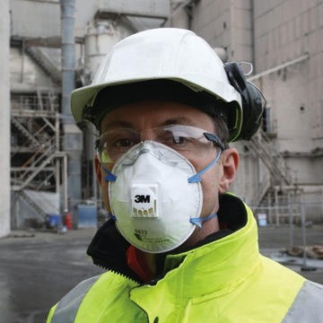ПОЛУМАСКА ЗАЩИТНАЯ фильтрующая маска 3M 8822 FFP2