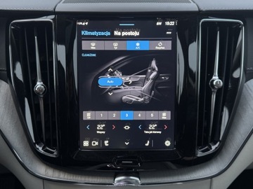 Volvo XC60 II 2024 Volvo XC 60 T8 Plug-In | AWD | Ultra Dark | aut |, zdjęcie 17