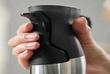 Ручной блендер с вакуумной системой хранения Bosch ErgoMaster 1000W.