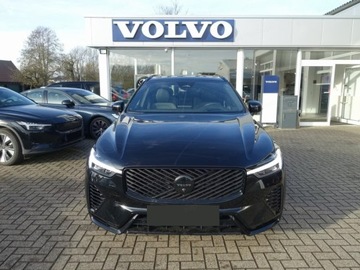Volvo XC60 II Crossover Plug-in Facelifting 2025 2.0 T6 Plug-in hybrid 350KM 2026 XC60 T6 Plug-In Hybrid AWD Plus Black Edition 2.0 (350 KM) 2026, zdjęcie 2