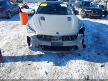 Kia Stinger Liftback 3.3 T-GDi 366KM 2019 Kia Stinger GT2 2019 3.3 Benzyna 365KM, zdjęcie 7