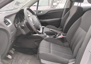 Citroen C4 I Hatchback Facelifting 1.6 HDI 92KM 2010 Citroen C4 2011r, 1.6 HDI. Lekko uszkodzony prawy bok. 1.6 Diesel 92KM, zdjęcie 6