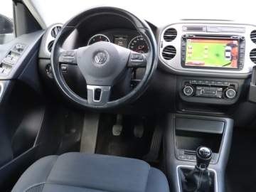 Volkswagen Tiguan I SUV Facelifting 2.0 TDI CR DPF BlueMotion 140KM 2014 VW Tiguan 2.0 TDI, Xenon, Bi-Xenon, Klima, zdjęcie 6
