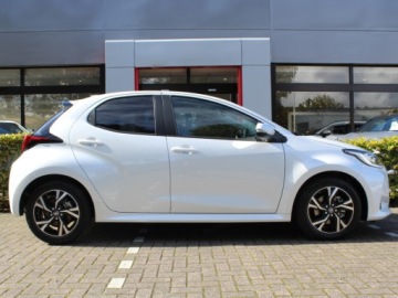 Toyota Yaris IV Hatchback Facelifting 1.5 Hybrid Dynamic Force 116KM 2026 Od ręki - Style 1.5 Hybrid 116KM | Podgrzewane fotele!, zdjęcie 2