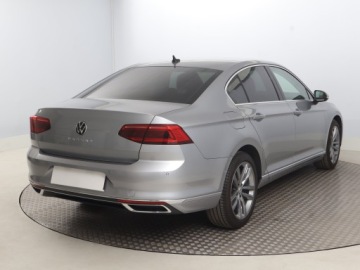 Volkswagen Passat B8 Limousine Facelifting 2.0 TDI 190KM 2020 VW Passat 2.0 TDI, Salon Polska, Serwis ASO, zdjęcie 4